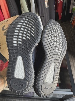 adidas Yeezy Boost 350 V2 Onyx • Brand New [8745] - view 3