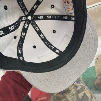 SS23 Supreme Gradient Box Logo New Era 'Black' • Pre-Owned [1663] - view 7