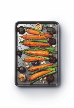 MASTERCLASS NON STICK BAKING TRAY - 24 X 18CM