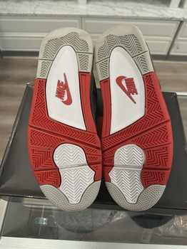 Air Jordan 4 Retro Fire Red (2020) • Pre-Owned [3464] - photo 4