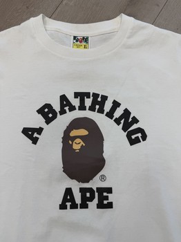 Bape tee college logo • Pre-Owned [3037] - view 3