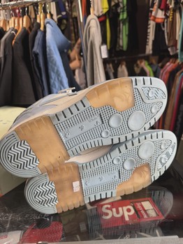 Off White Sneaker Out Of Office Blue  • Pre-Owned [0407] - view 3