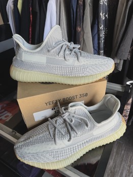 adidas Yeezy Boost 350 V2 Yeshaya (Non-Reflective) • Pre-Owned [0316] - view 2