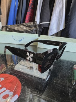 Off White Glasses • Pre-Owned [1413] - view 2