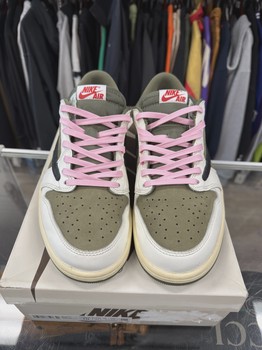 Jordan 1 Retro Low OG SP Travis Scott Medium Olive • Pre-Owned [1681] - view 4