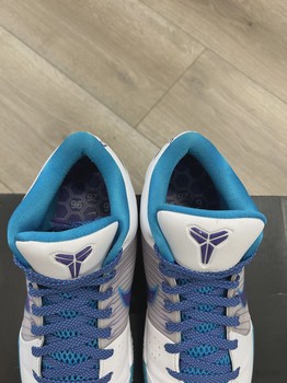Nike Kobe 4 Protro Draft Day Hornets • Pre-Owned [0620] - view 5