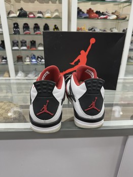 Air Jordan 4 Retro Fire Red (2012) HEAVY CRACKING • Pre-Owned [4231] - view 4