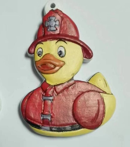 HS0337N - Fireman Duck Polystone Beads