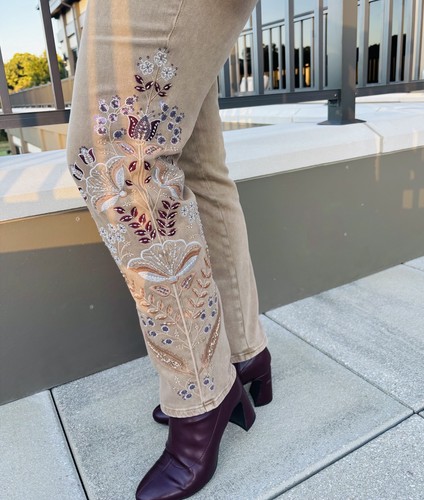 Tan Jeans w Embellishment 28”