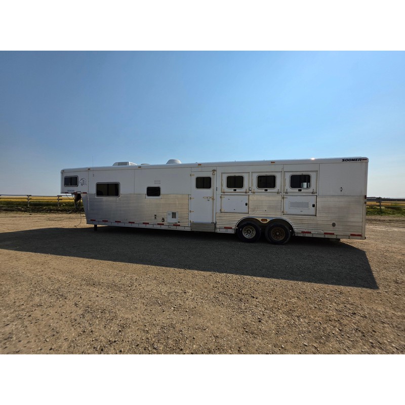 2005 Sooner Living Quarter SE415