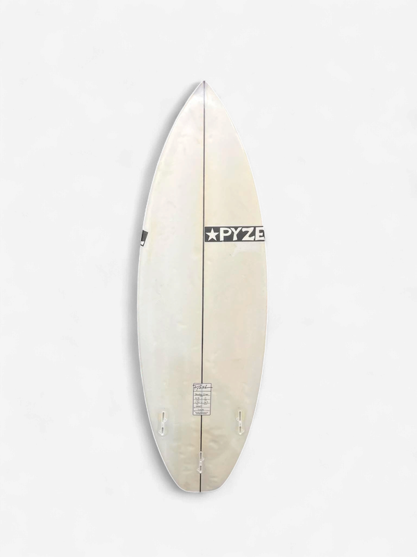 4'10 White Pyzel