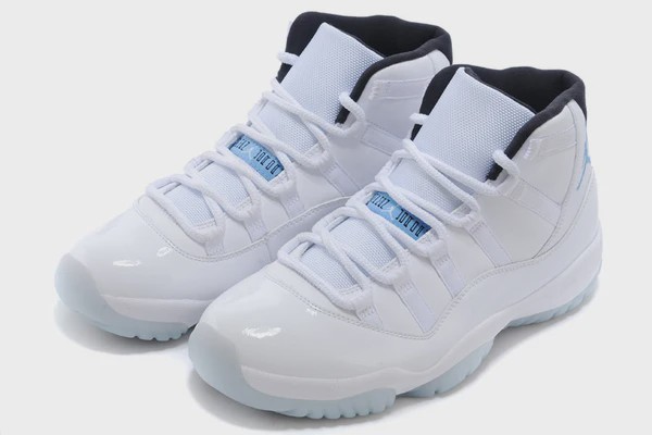 FOOTWEAR