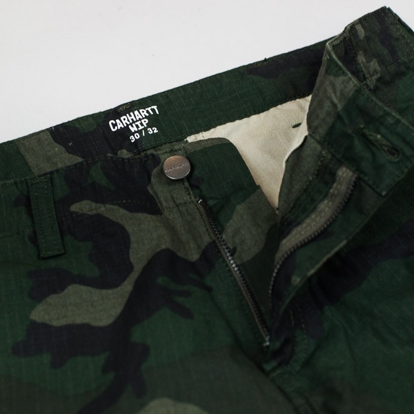 Carhartt W.I.P. Regular Cargo Pant Camo Green