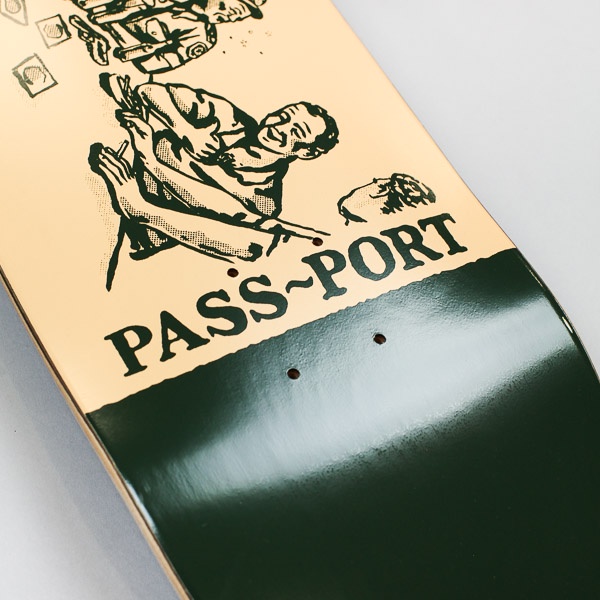 Pass~Port Crack Series Night Shift Deck 8.5"