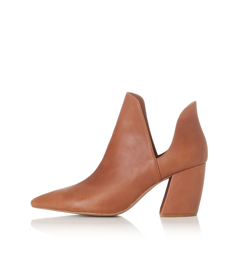 Alias Mae Akay Boots