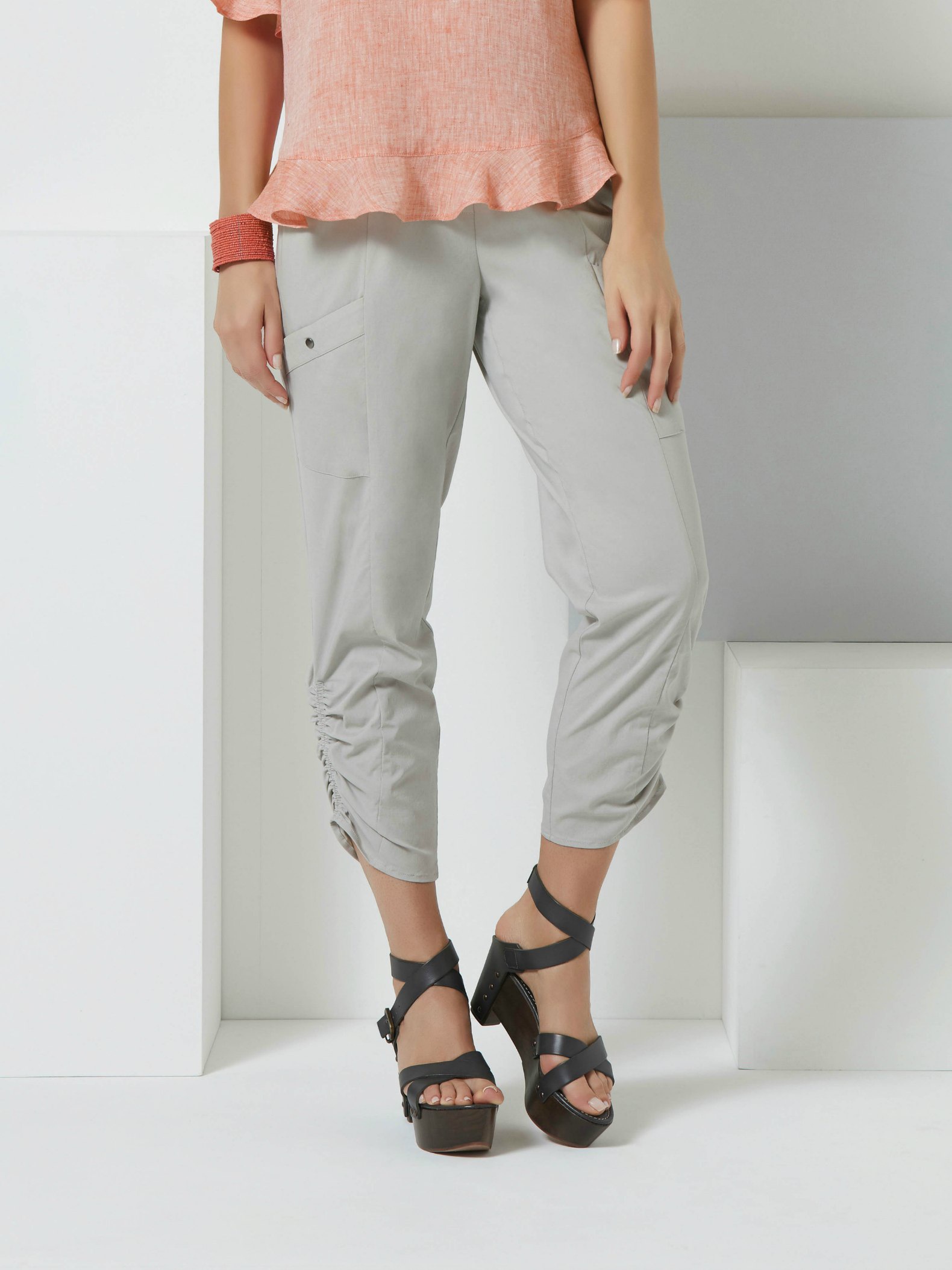 Online Women S Fashion Boutique Tops Handbags Et La Mer Oxygen Cargo Pant In Nimbus