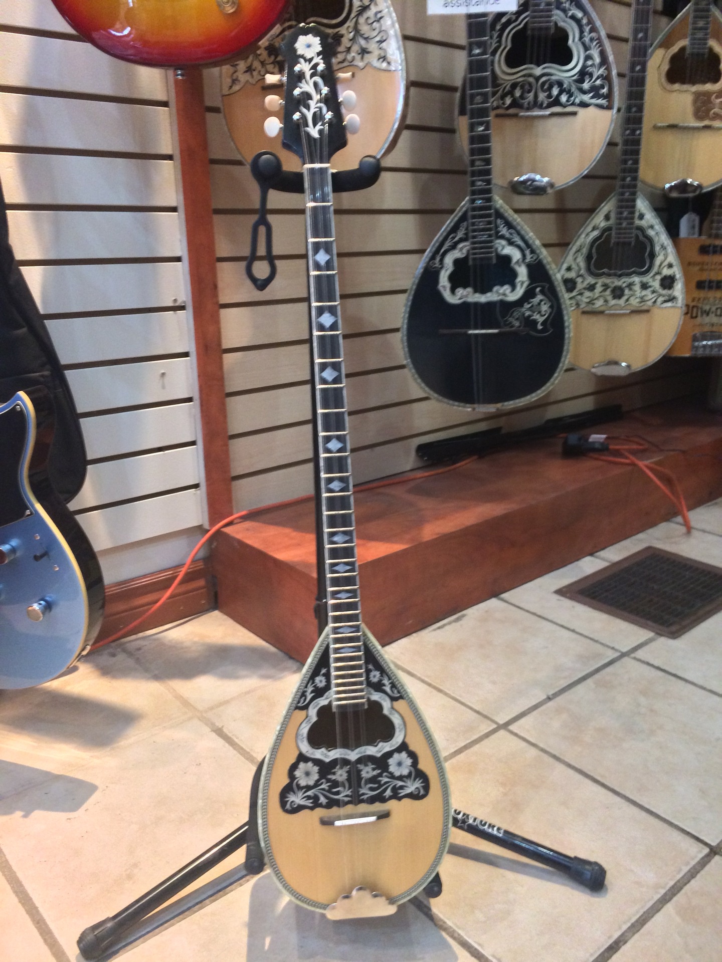 Elite Music Handmade Greek Bouzoukis, Tzouras, Baglamas and more
