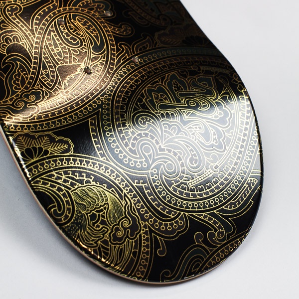 Evisen Paisley Deck Black / Gold 8"