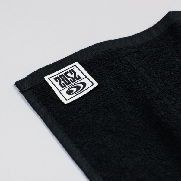 20.52 Strong Man Sweat Towel Black