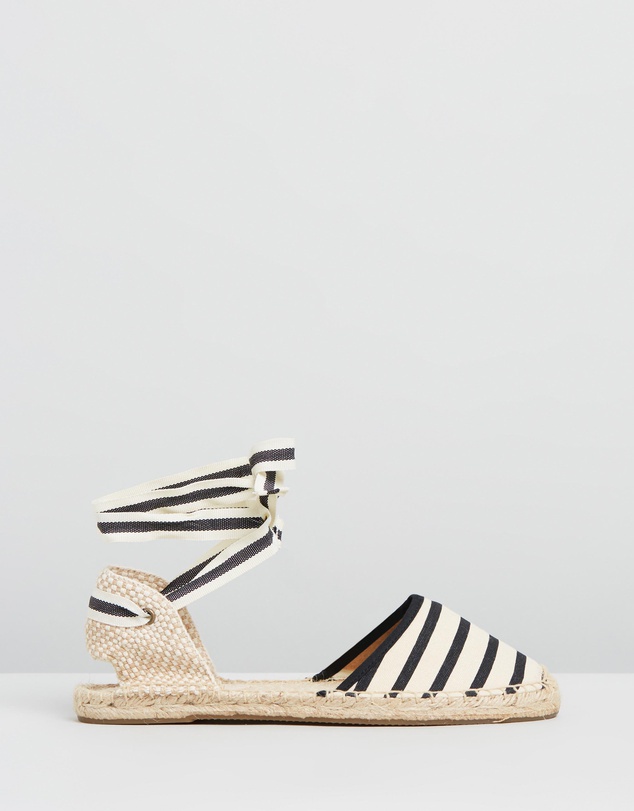 Soludos Classic Sandal In Natural/Black