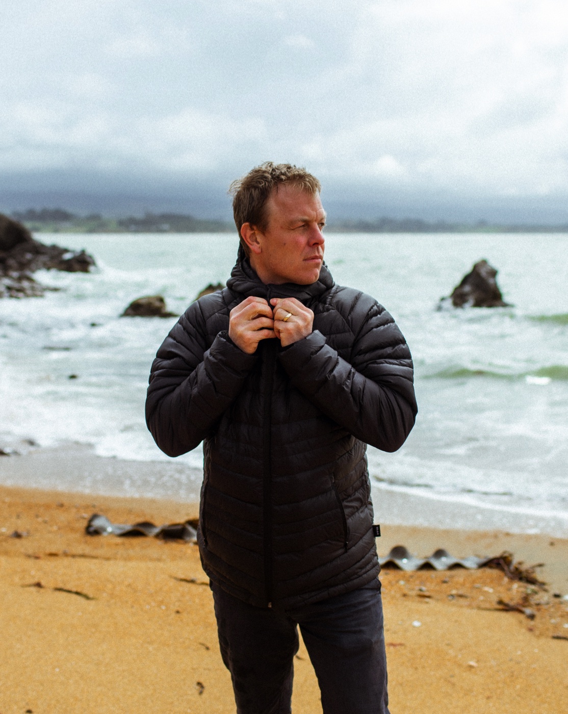 MOKE KEITH MEN PACKABLE DOWN