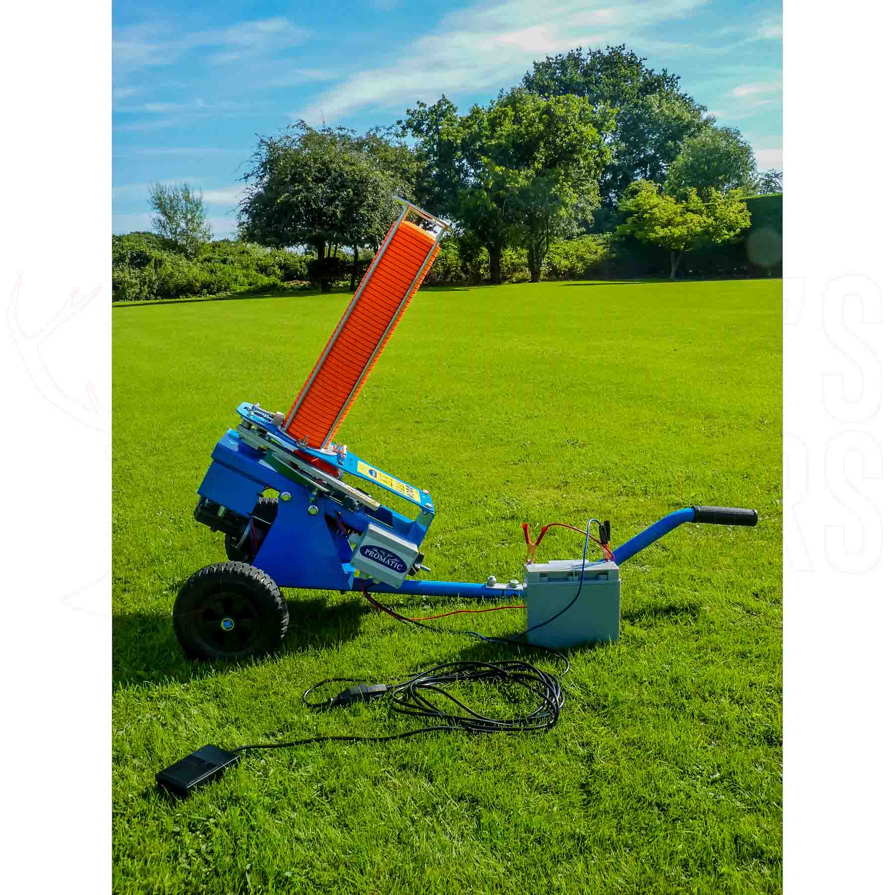 Promatic Pigeon auto trap clay thrower | Broncos Outdoors